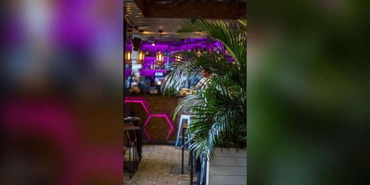 Lexi's Restaurant & Cocktail bar, restaurant