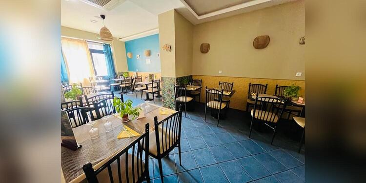 Carioca's Resto Bar, restaurant