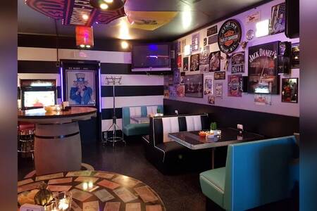 De Zwaan, Bar Mechelen Mechelen-Noord #0