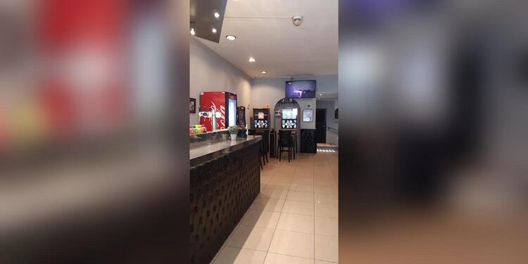 Cafe L'atmosphère, bar