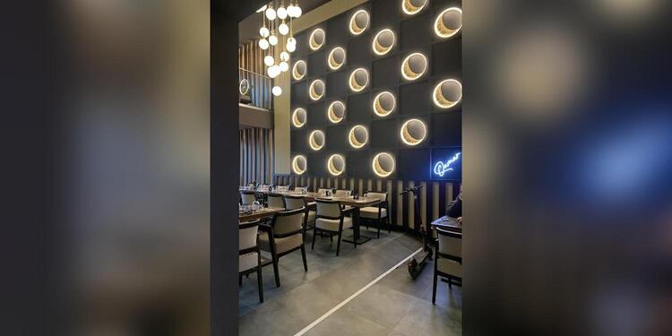 Qamar, restaurant