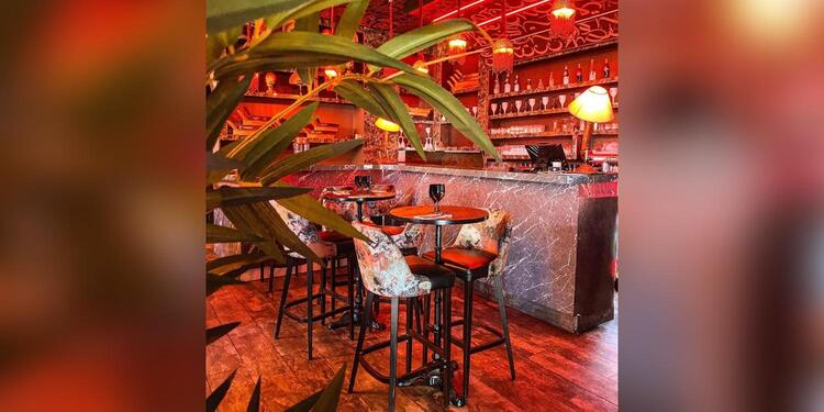 Bumbú Restaurant, restaurant