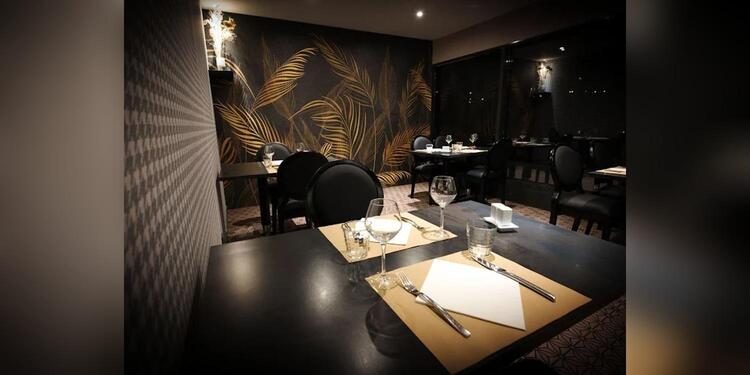 LA CAPSULE, restaurant