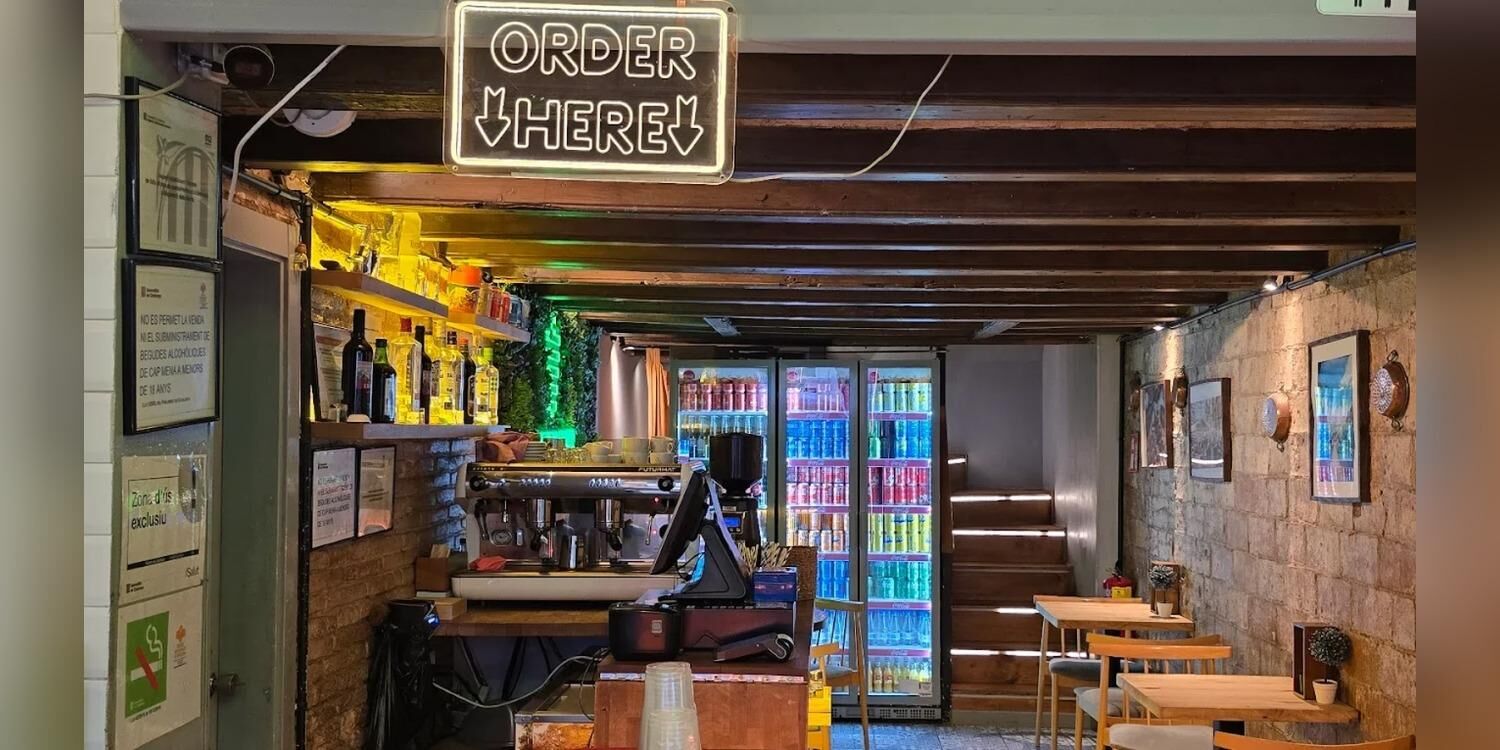 Mustafa's Can Gemüse Kebap, restaurant