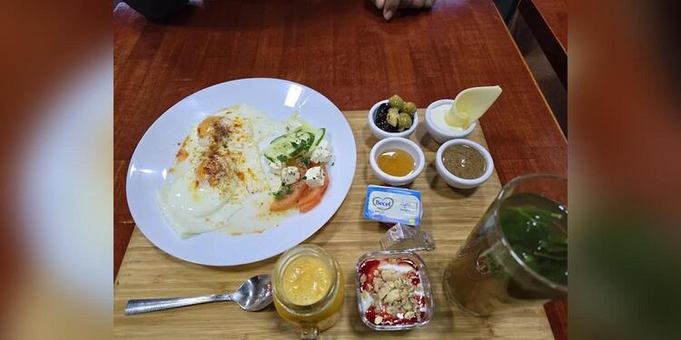 Snack M-Stars, restaurant