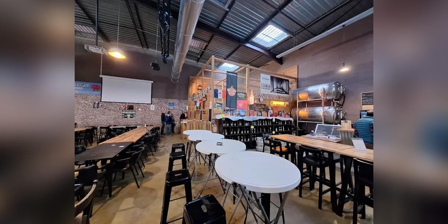 Babette Beer House, bar