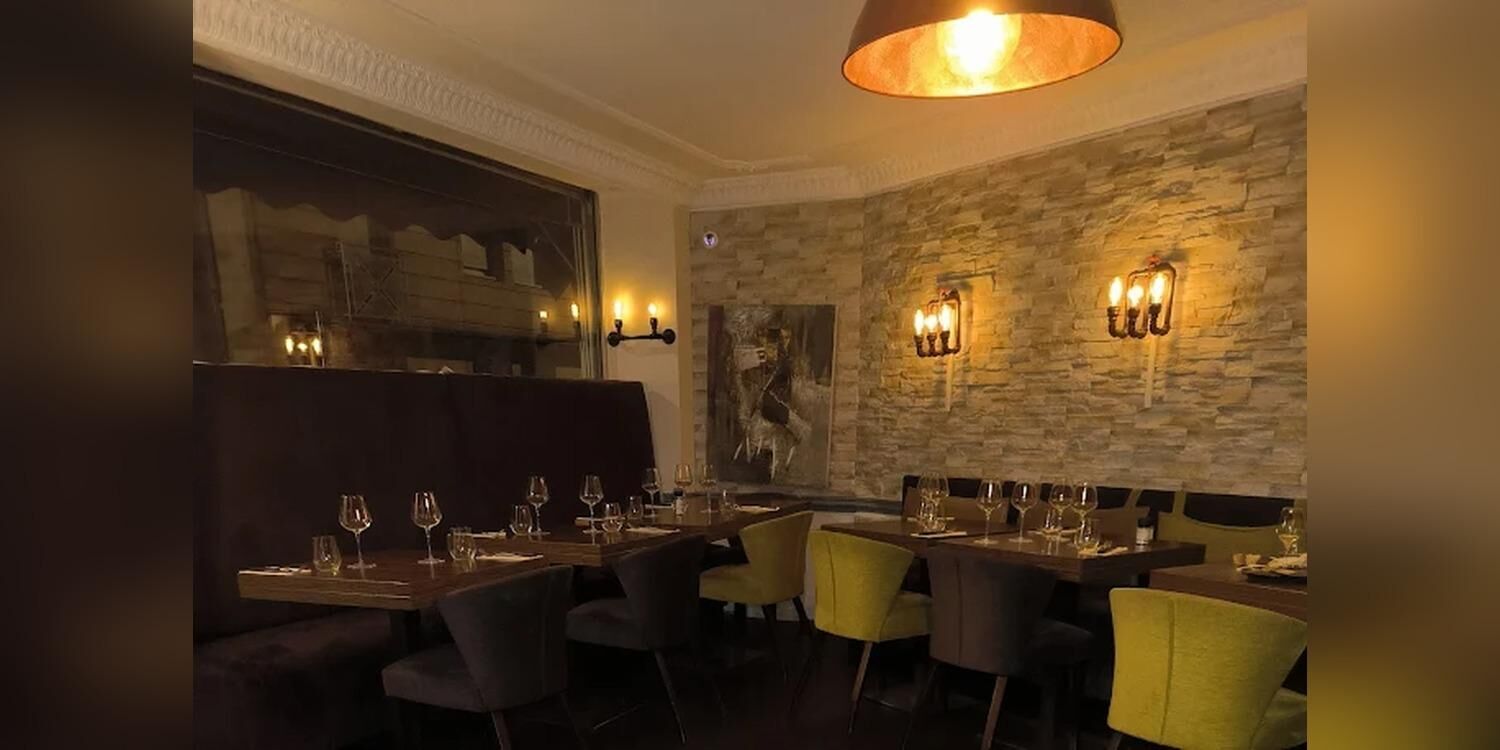 Les Remparts : Restaurant, restaurant