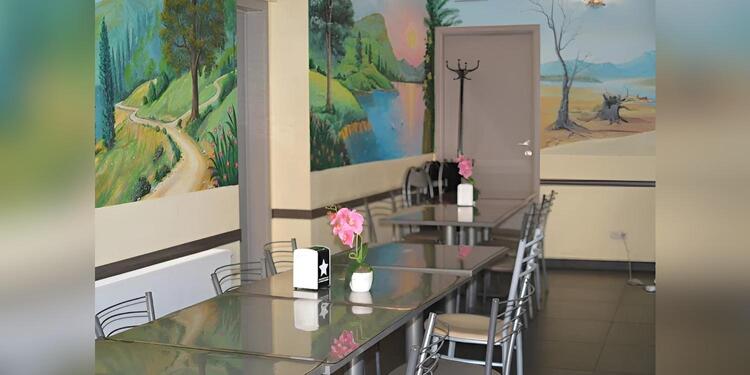 Disnova Café Restaurant Resedas, restaurant