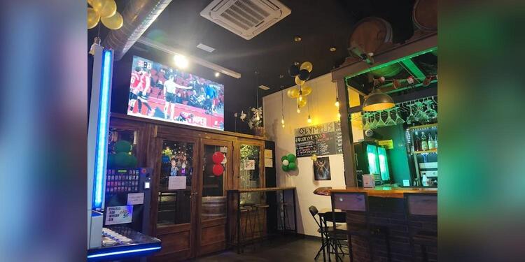 Cafetería & Coctelería Olympus, bar