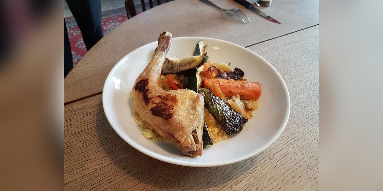 Le Clou et quelques Vices, bar