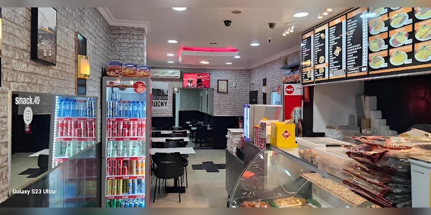 Snack 49, restaurant