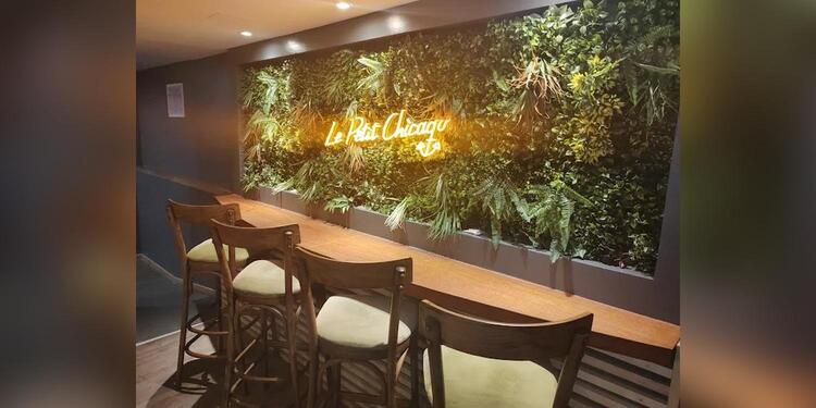 Little Chicago - Place De L'equerre, bar