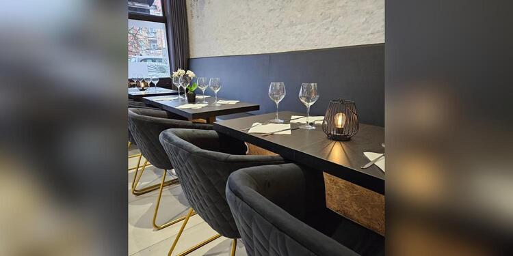 Au Chateau D' Or, restaurant