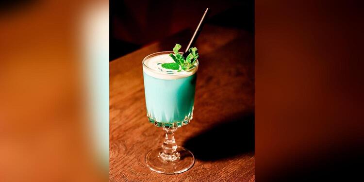 Bar of the universe, bar