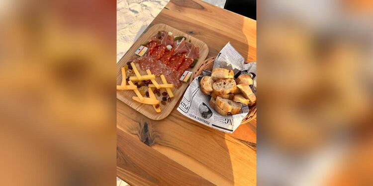 Ô bord de l'Ô, bar