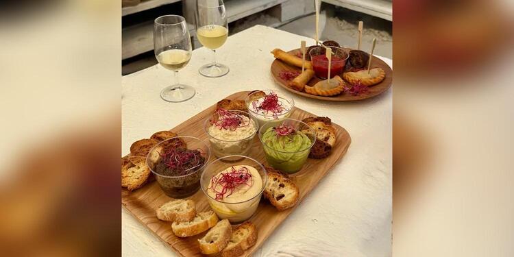 Ô bord de l'Ô, bar