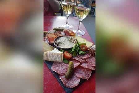 PAPA BOIT DE LA BIÈRE ET MAMAN DU VIN, Bar Rouen Saint-Sever #0