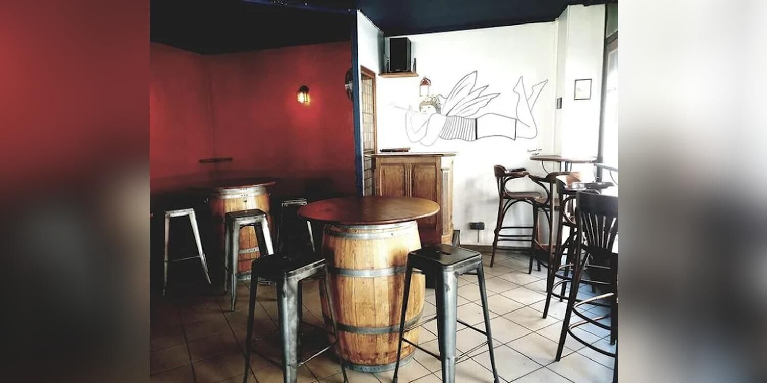 La Fée Torchette, bar