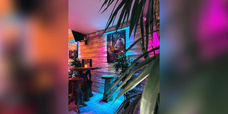 Les enfants terribles, bar