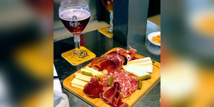 BAM ! BAR À MOUSSE, bar