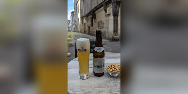 Le Serpent Volant, bar