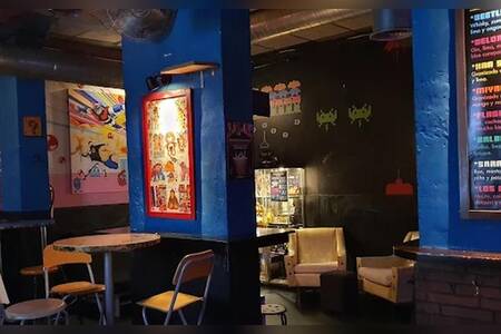 PoleRide, Bar Barcelona Quartier gothique #0