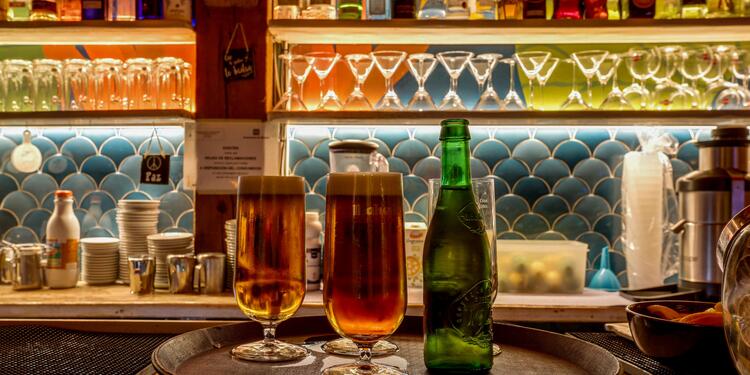 La Mulata Latina Plaza, bar