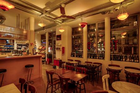 Tout Day Voltaire, Bar Paris Ste Marguerite #0