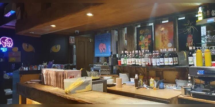 Le Chat Noir, restaurant