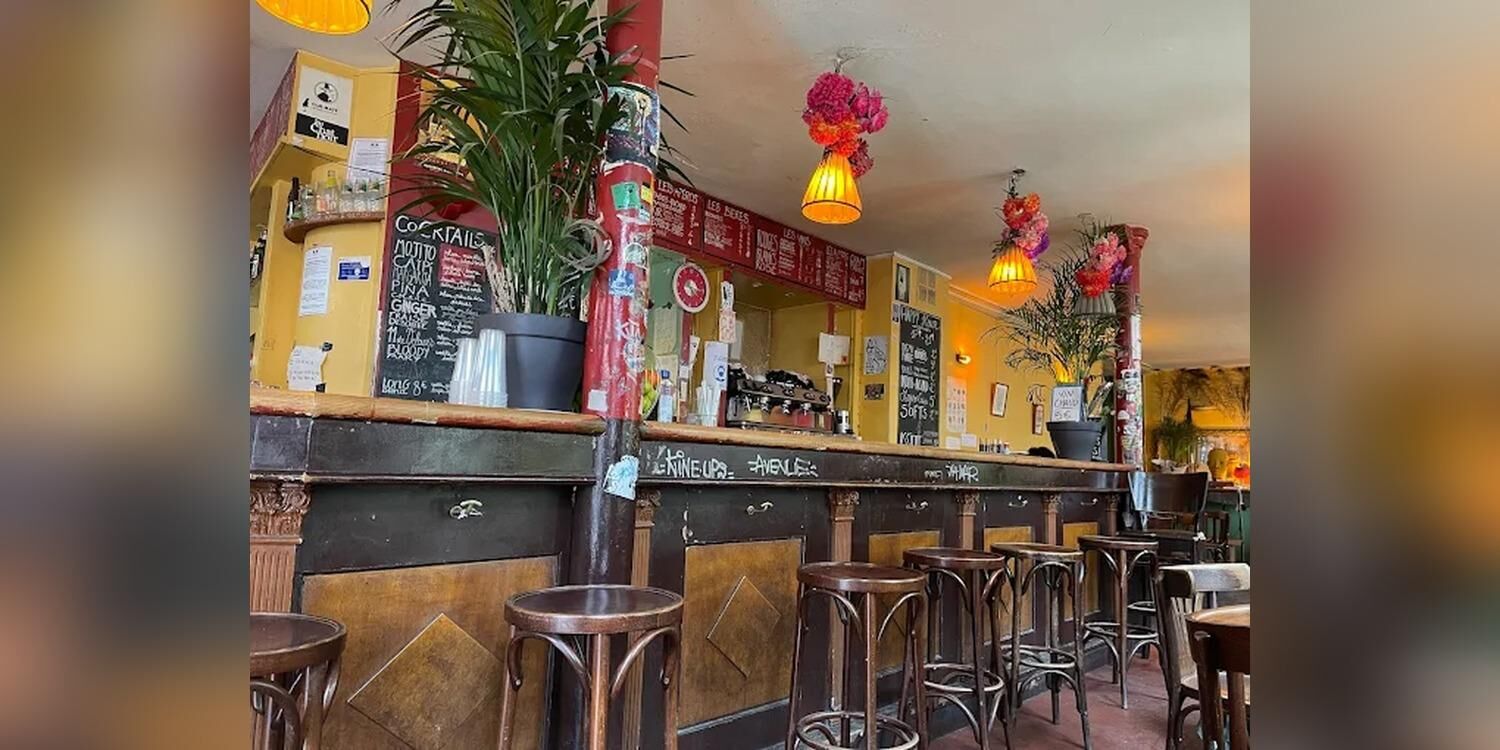 Au Chat Noir, bar