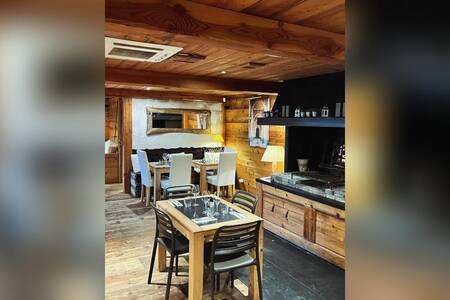 Le Poisson Rouge, Restaurant Sevrier  #0