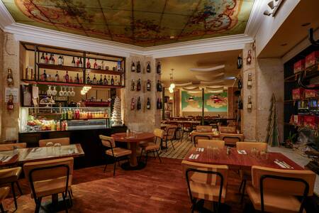 Quadro, Restaurant Paris Épinettes #0