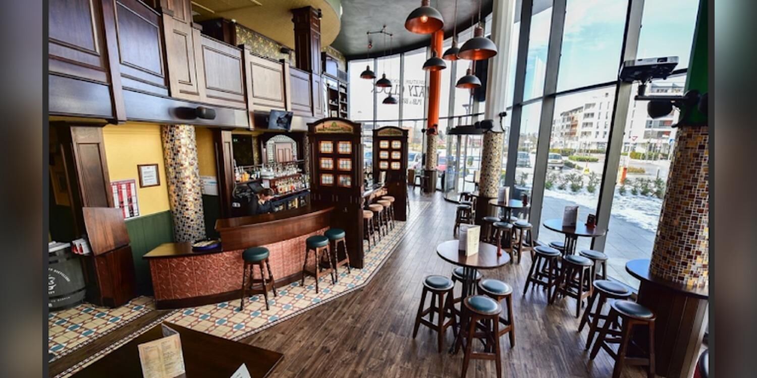 Crazy Clock Annecy, restaurant