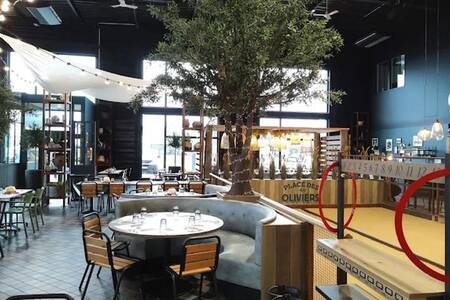 Place des Oliviers Caen-Mondeville, Restaurant Mondeville  #0