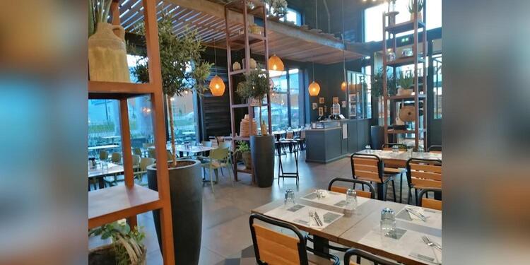 Place des Oliviers Caen-Mondeville, restaurant