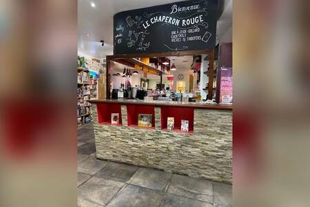 Le Chaperon Rouge - Bar à Jeux, Bar Marseille Saint‑Victor #0