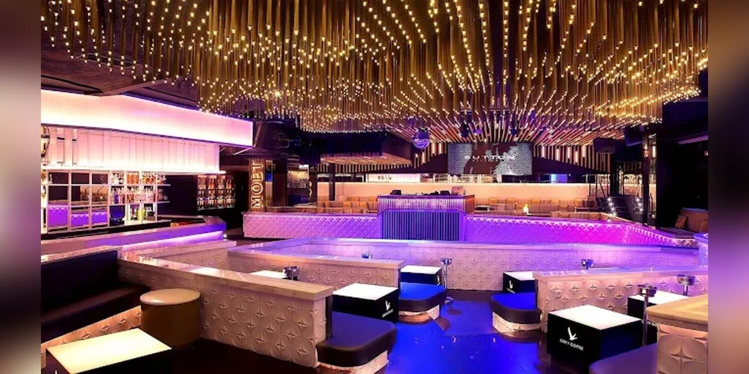 The Sutton Club & Gatsby Restaurant, rental_room