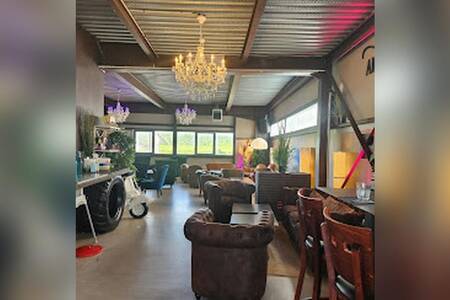 MO CAFE Brest - Monument Café, Restaurant Brest Moulin‑Blanc #0