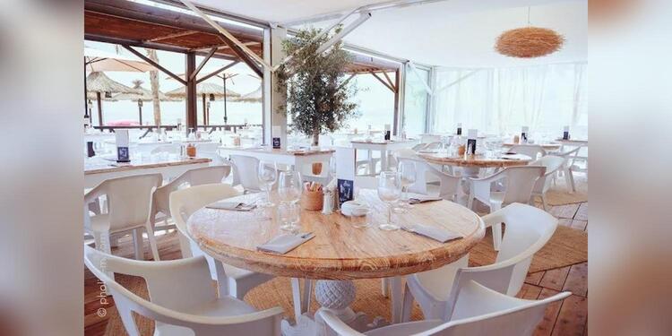 Nouvelle Vague Beach Club, restaurant