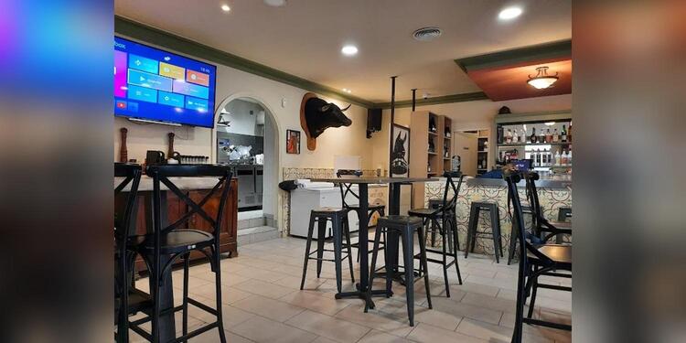 LE PLAZA Restaurant-Tapas, restaurant