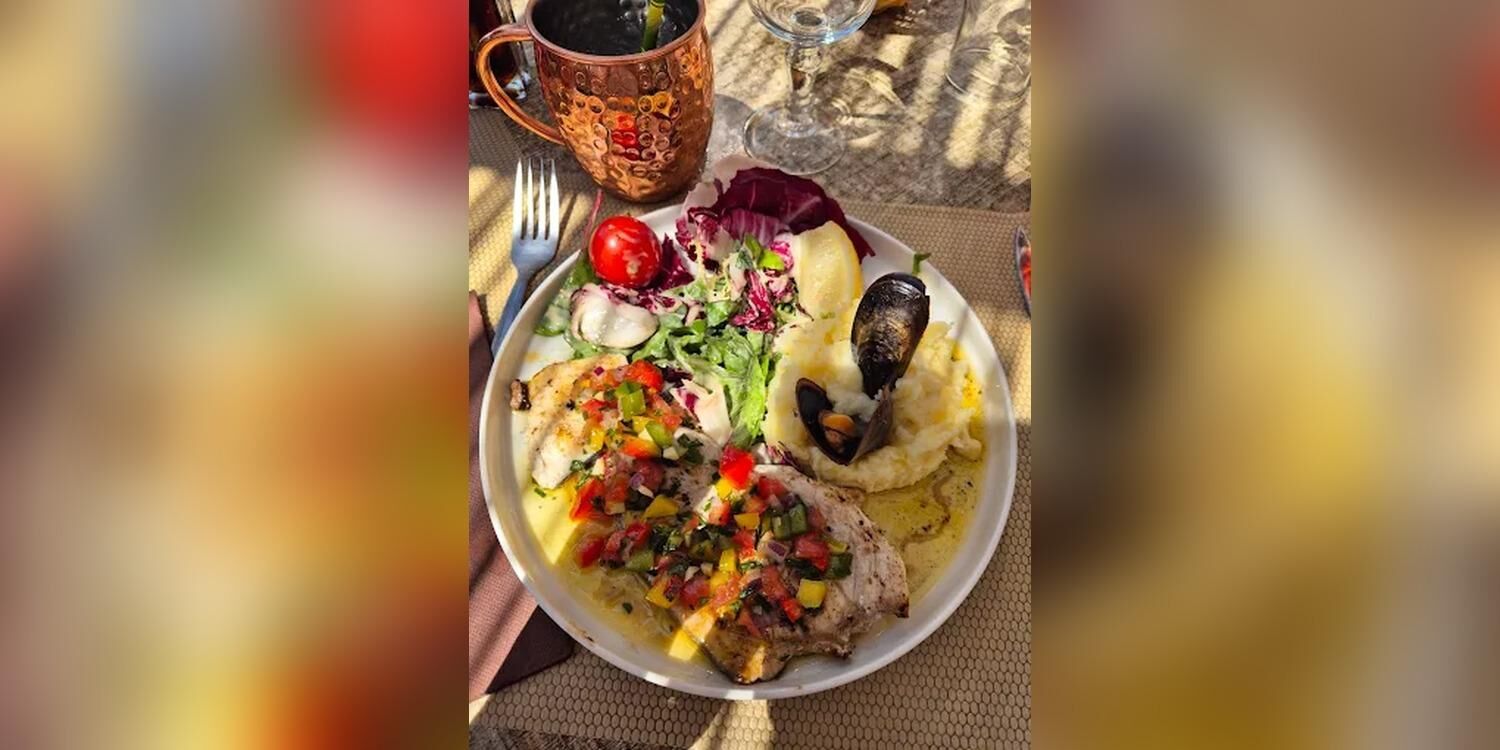 L'Anse Des Pins, restaurant