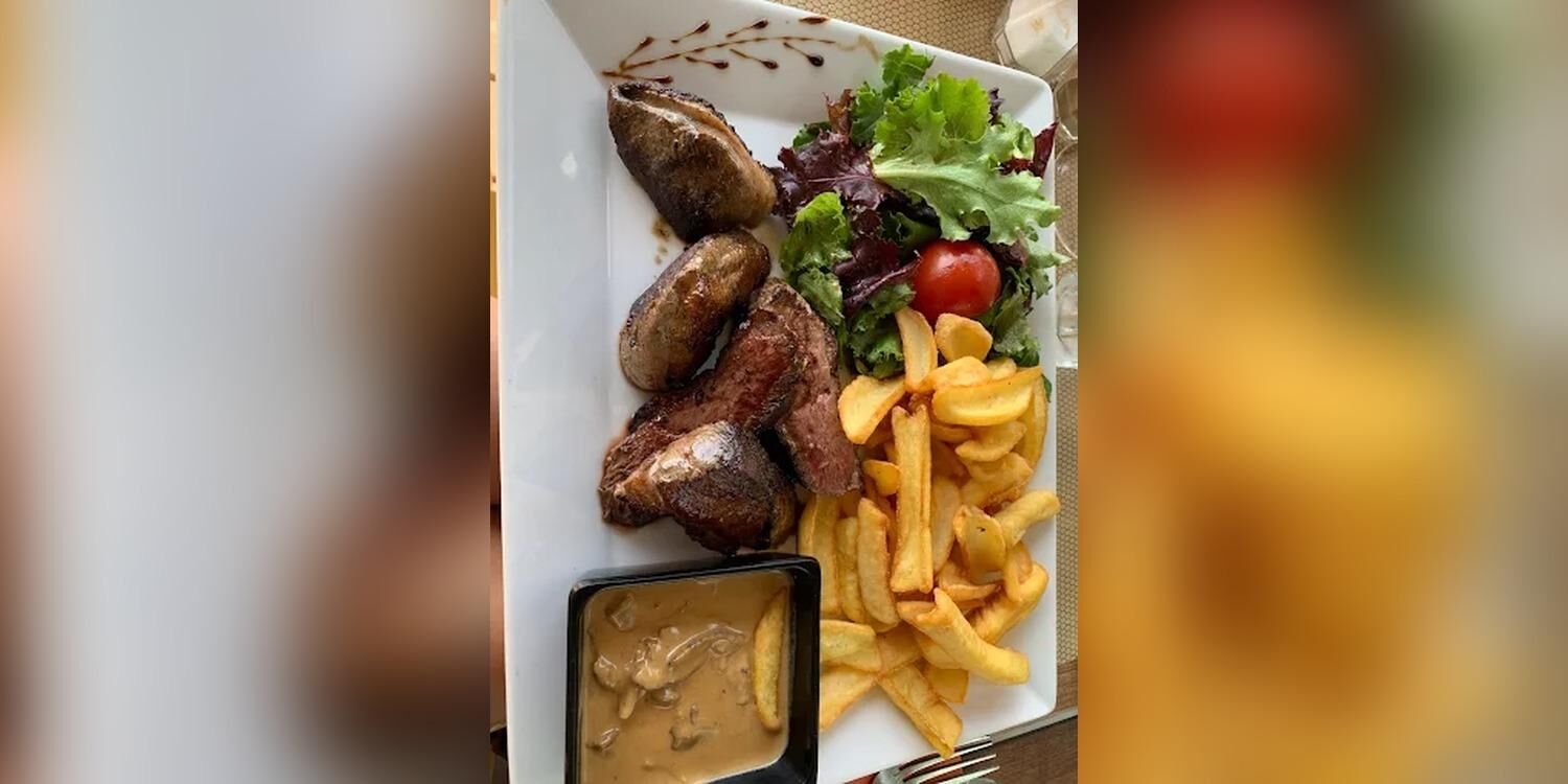 L'Anse Des Pins, restaurant