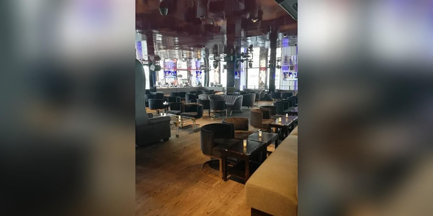 O'Collins's Irish Pub, bar