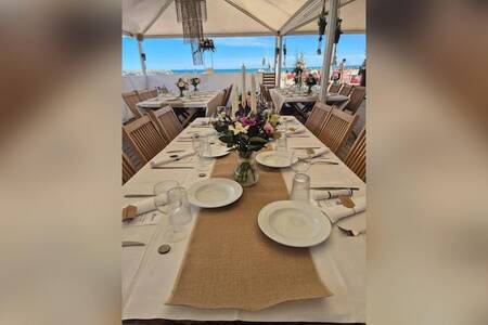 La Voile Rouge Sète (accès N°15) plage de la Fontaine Promenade du Lido, Restaurant Sète La Voile Rouge  #0