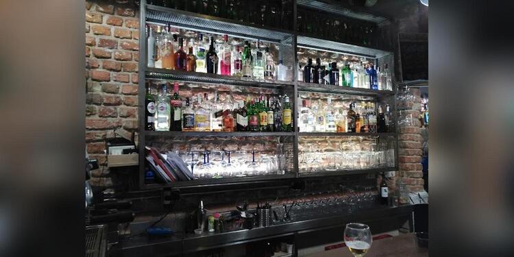 FRATINA Sports bar, bar