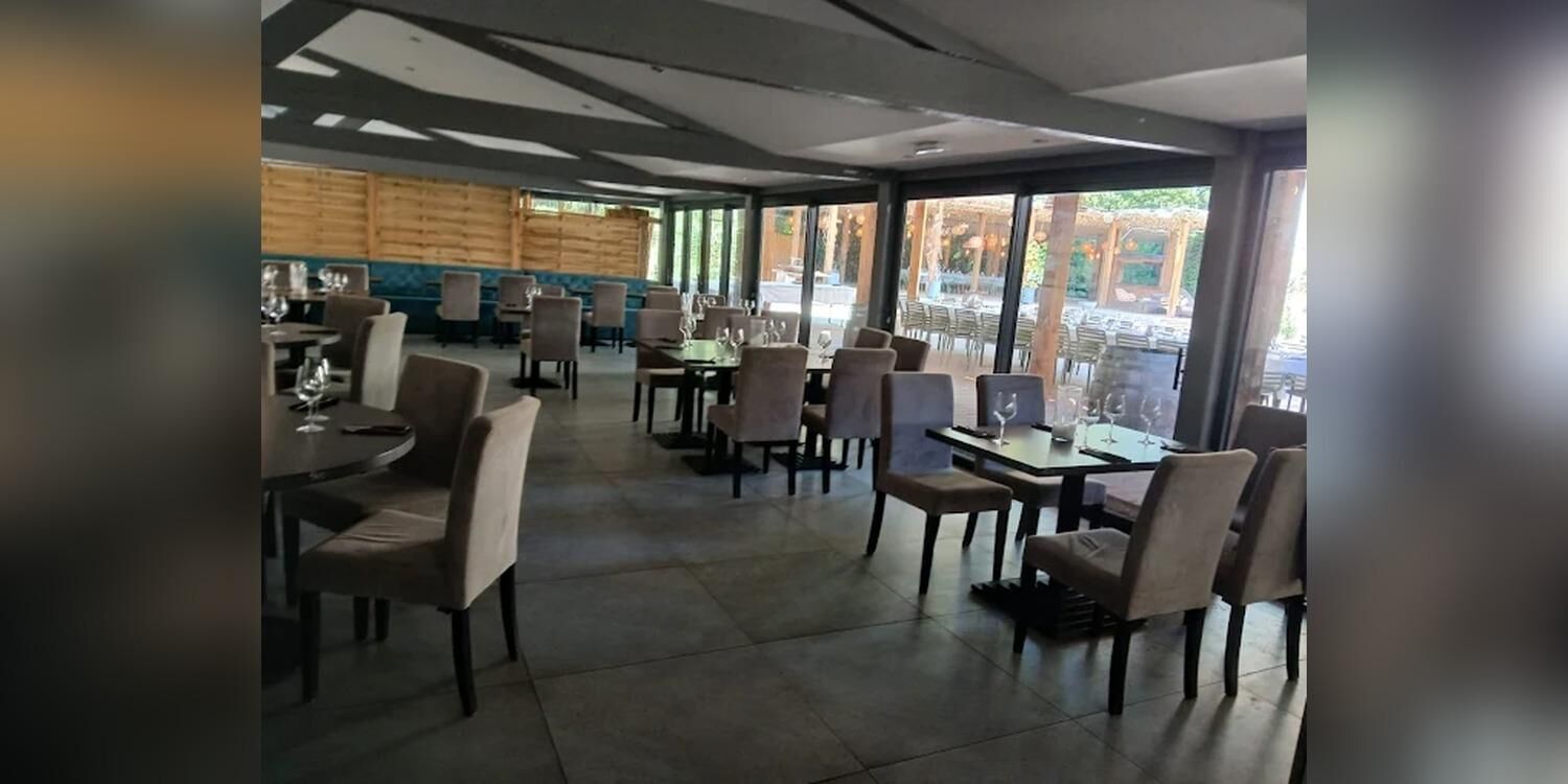 AUX PIEDS, restaurant