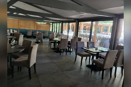 AUX PIEDS, Restaurant Rochetaillée-sur-Saône  #0