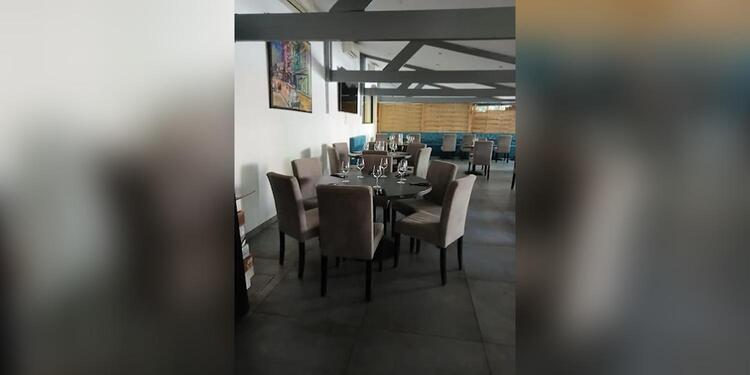 AUX PIEDS, restaurant