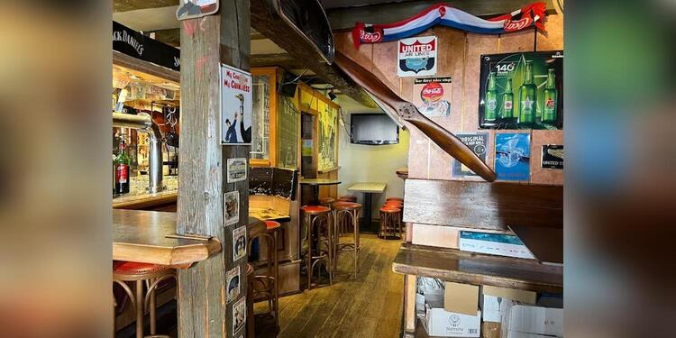 Les Incorruptibles, bar