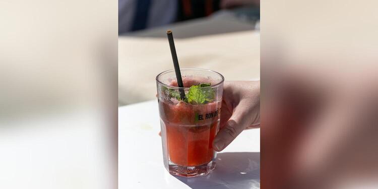 La Ola (accès N°17), restaurant